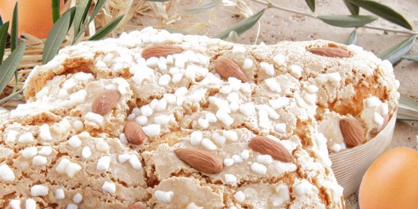 La glassa: elemento distintivo nella Colomba Pasquale